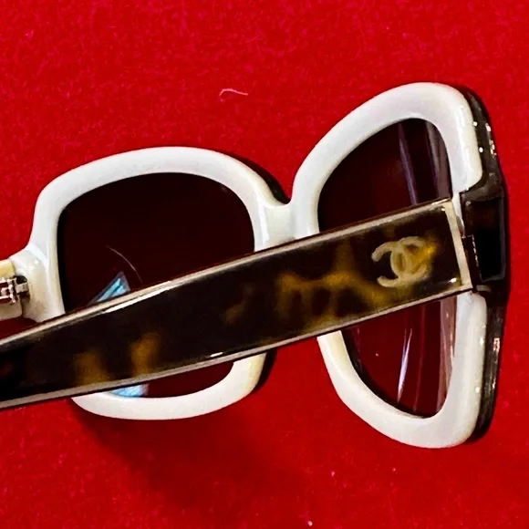 Chanel Sunglasses - Picture 3 of 10